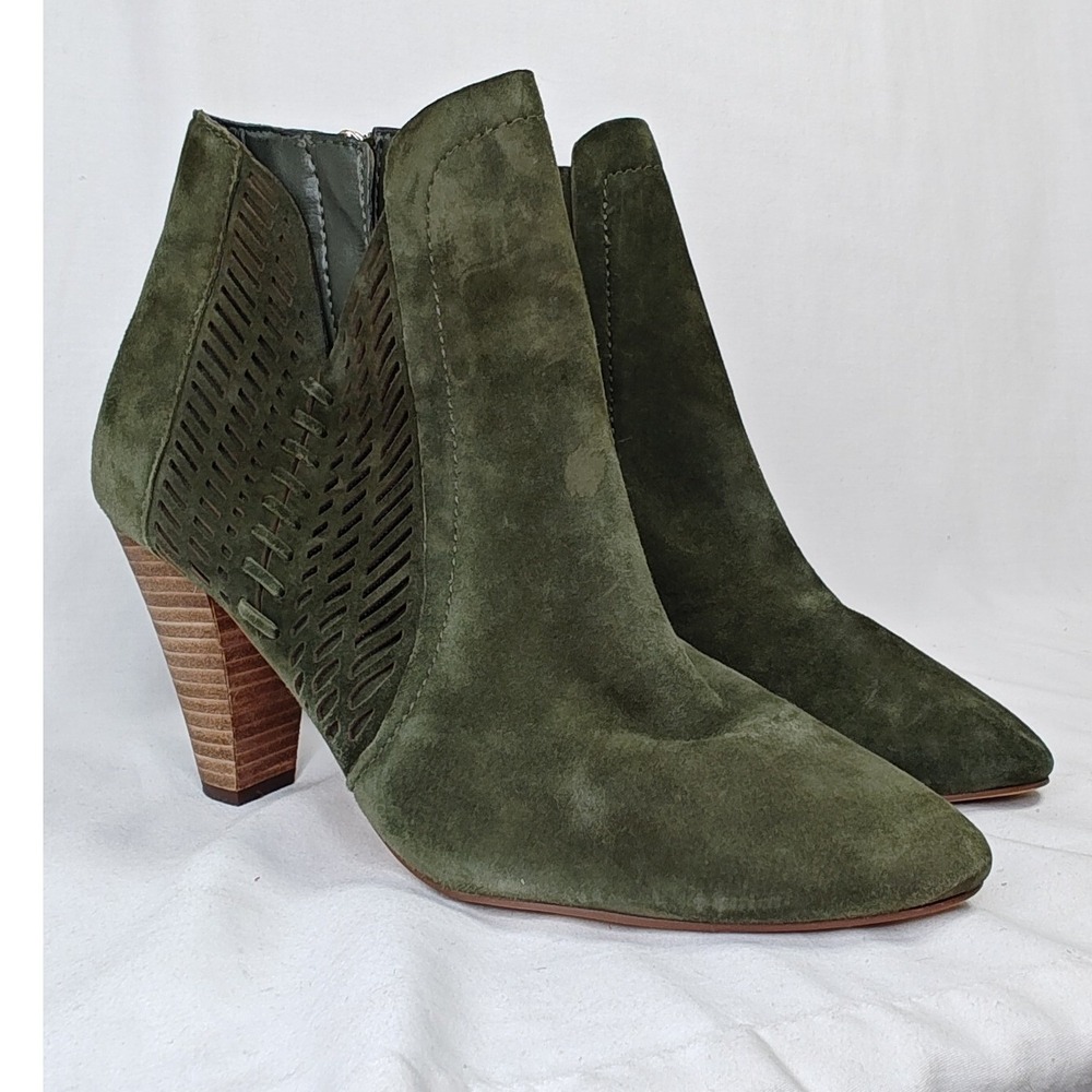 Vince Camuto Rotiena Ankle Boots Olive Green Suede Perforated Black Heel 9M